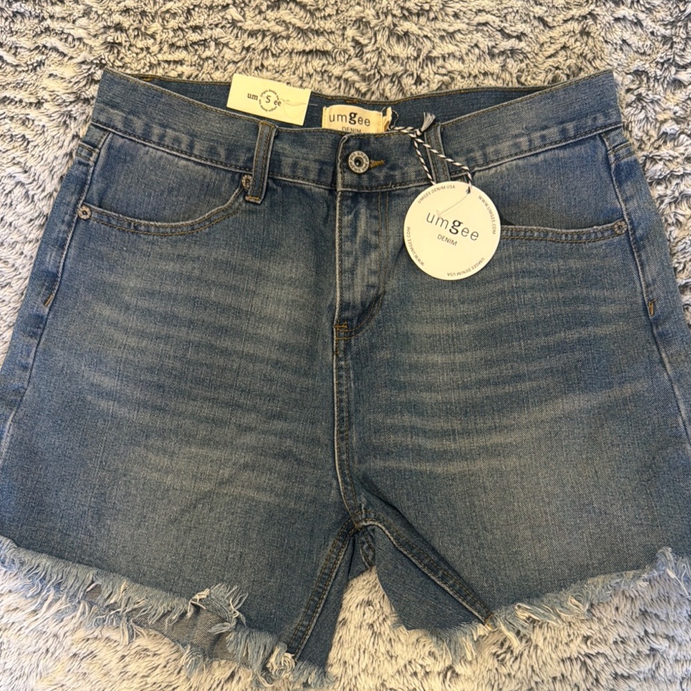 Umgee New Women's  Blue Denim Shorts SZ 5